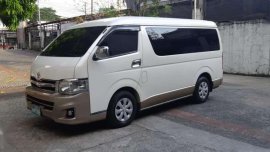 2011 Toyota Hiace Grandia GL MT for sale