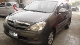 2005 TOYOTA Innova g FOR SALE