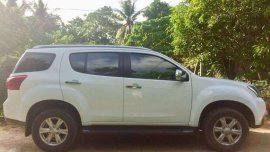 ISUZU MU-X 4x4 3.0L AT DSL 2016 model white
