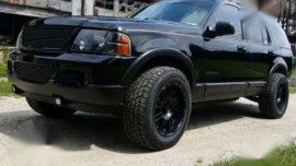 2005 Ford Explorer eddie bauer FOR SALE