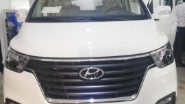 Hyundai Grand Starex Gold Lowdown 2018