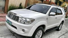 Toyota Fortuner G 2011 FOR SALE