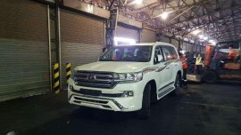 2018 Toyota Land Cruiser LC200 DUBAI Platinum