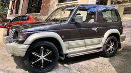 2000 MITSUBISHI Pajero 3 door automatic and Fieldmaster FM manual 4x4 BUNDLE