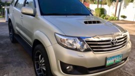 Toyota Fortuner V 2012 for sale 