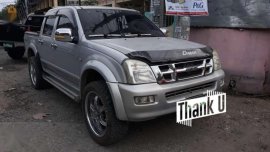 Isuzu Dmax automatic 4x2 model 2005