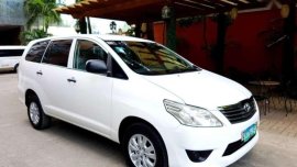 2013 Toyota Innova E Diesel White Automatic transmission