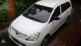 RUSH SALE!!! 520k 2010 Toyota Innova J Variant - Manual