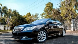 2012 Toyota Camry 2.5V Top of the line, all power
