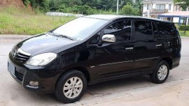 Toyota Innova G 2010 MT FOR SALE