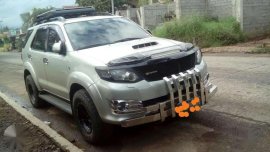 SELLING TOYOTA Fortuner 2013