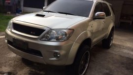 Toyota Fortuner 2005 model FOR SALE