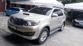 Toyota Fortuner 2013 V AT for sale