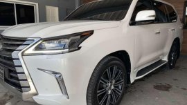 2017 Lexus LX 450D 4.5liter V8 Twin turbo diesel.
