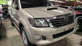 2014 TOYOTA Hilux 25 G 4x2 Gold Metallic Manual