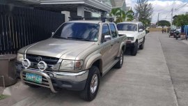 Toyota Hilux SR5 2004 ln166 FOR SALE