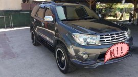 Toyota Fortuner G diesel 2011 FOR SALE