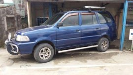 SELLING TOYOTA Revo GL  2002