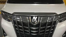 2019 TOYOTA Alphard. White FOR SALE