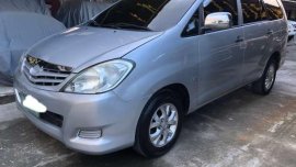 Toyota Innova E 25 crdi turbo diesel at 2010