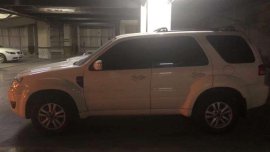 Ford Escape 4x4 matic 2009 FOR SALE