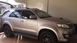 Toyota Fortuner 2015m V FOR SALE