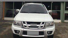 Well-maintained Isuzu Crosswind 2016 for sale