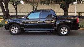 For sale: 2000 Ford Explorer Sport trac Black