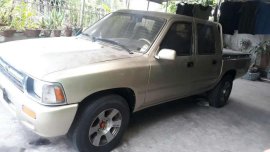Toyora Hilux 1997 FOR SALE