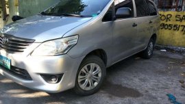 For sale 2013 TOYOTA Innova j