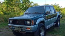 Like new Mitsubishi Strada for sale