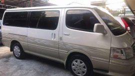 TOYOTA Hiace SUPER GRANDIA 2003 Mt 30 Diesel