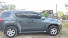 Isuzu MUX 2016 Automatic for sale
