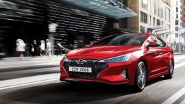 Hyundai Elantra Sport 2019 Dashes an Angular & Sharper Look after Updates