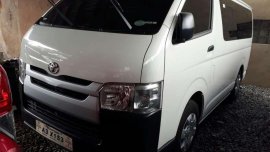Toyota Hiace Commuter 30 White 2018 Model