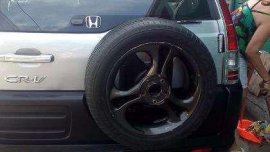 Well-kept honda crv gen 2 for sale