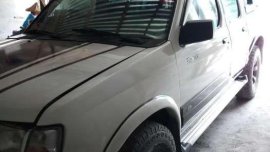 Nissan Frontier 2000 for sale 