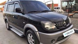 SELLING Mitsubishi Adventure 2009model
