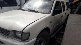 isuzu fuego 2000 for sale