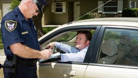 Driving in the metro: 6 steps to avoid getting tickets for violations!