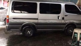 Toyota Hiace gl 2003 gasoline 2.0 local unit