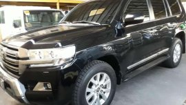 2017 Toyota Land Cruiser premium FOR SALE