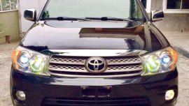 2011 Toyota Fortuner G DIESEL 4X2 Matic 62Tkm 