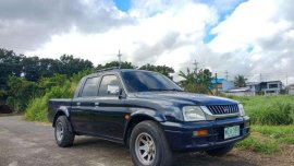 Mitsubishi L200 Endeavor pickup 2000