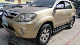 For Sale: TOYOTA FORTUNER V 2005