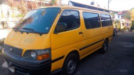 2001 Toyota HIACE Commuter FOR SALE