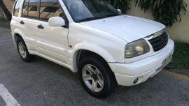 Suzuki Grand Vitara 2002 matic 4x4 gas v6 top of the line