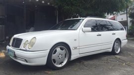 Mercedez Benz E320 1998 for sale