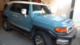 SELLING TOYOTA FJ Cruiser 2014