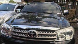 Toyota Fortuner 2.5G Manual Diesel 2011